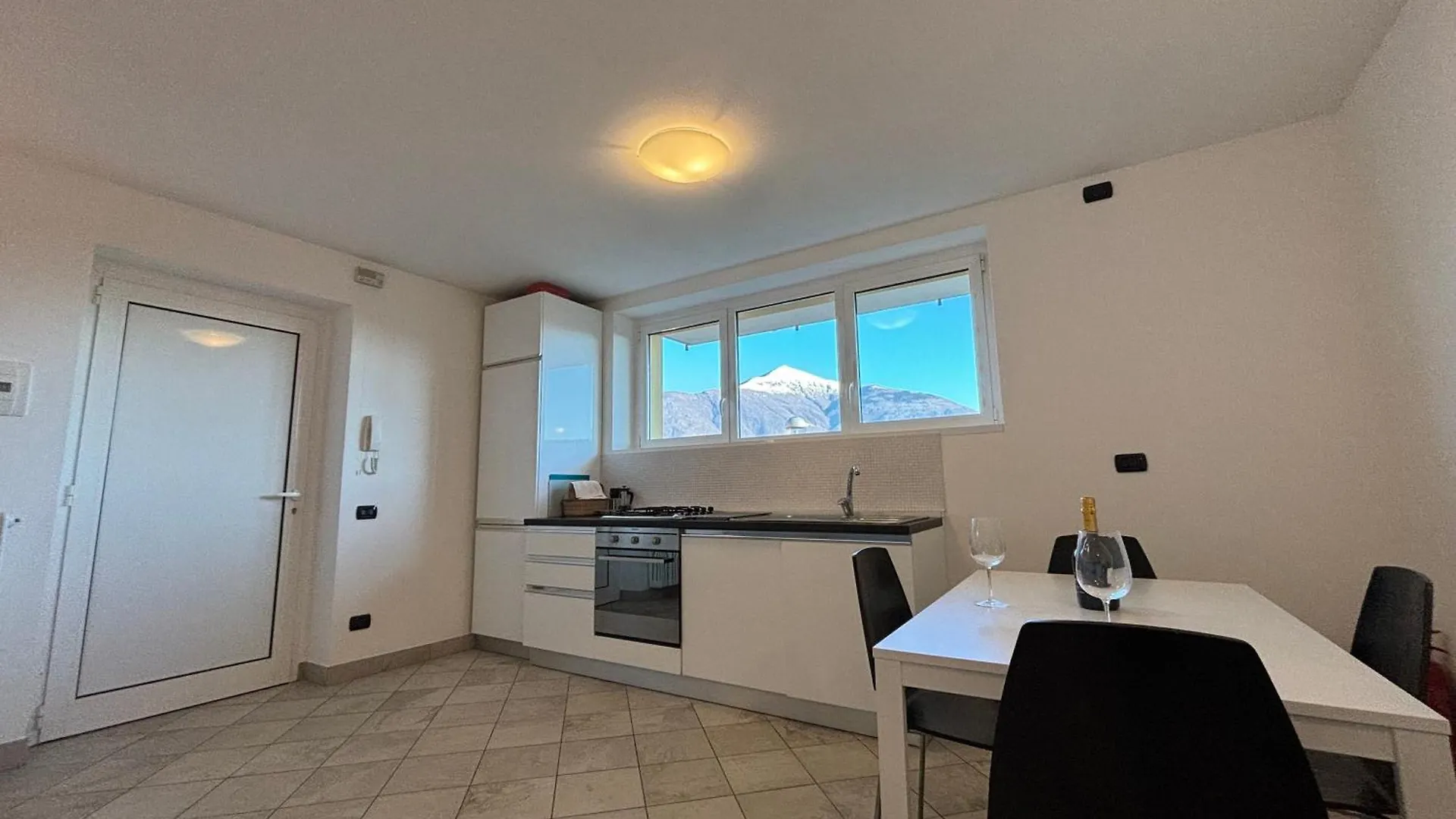 Casa Karine Swimming Pool And Lake View - Larihome A43 산 시로 아파트