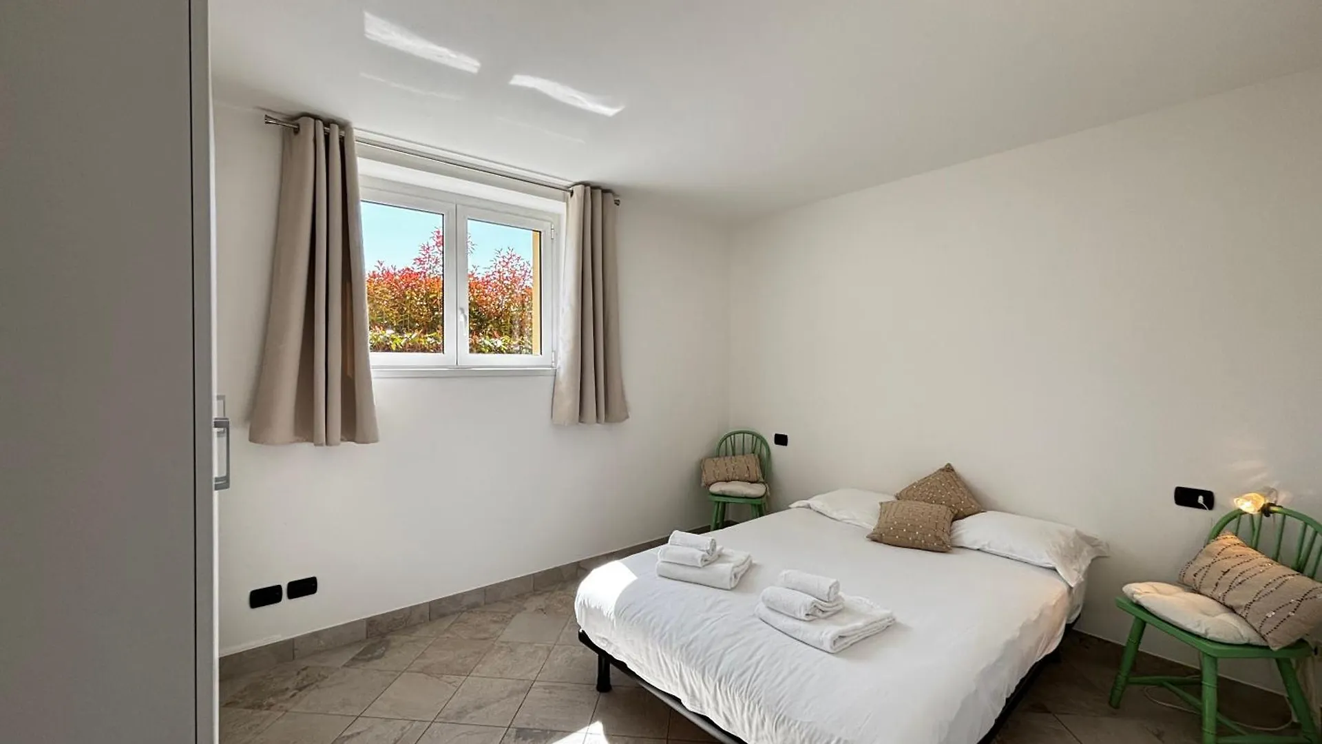 아파트 Casa Karine Swimming Pool And Lake View - Larihome A43 산 시로