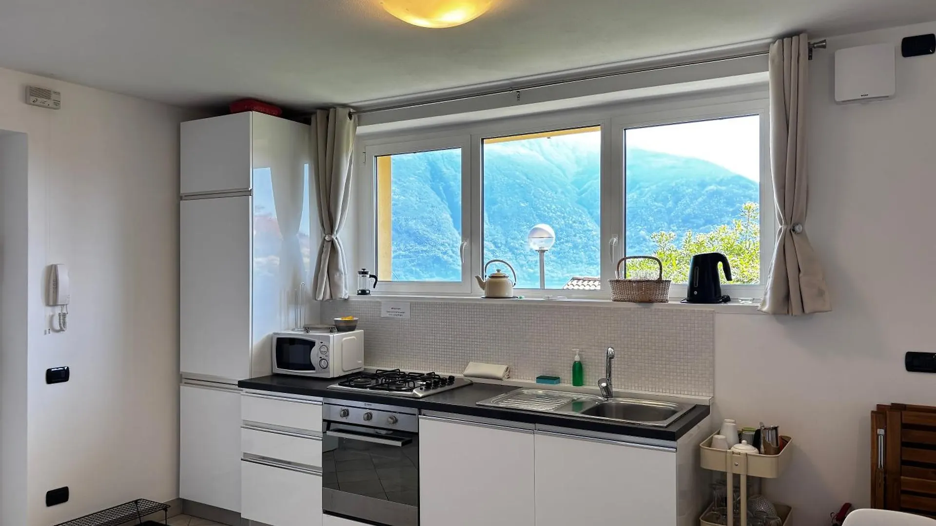 Casa Karine Swimming Pool And Lake View - Larihome A43 산 시로 이탈리아